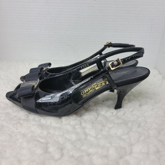 Salvatore Ferragamo Women's Slingback Sandals Sz 7.5 AA Patent Leather Peep Toe - Picture 3 of 9